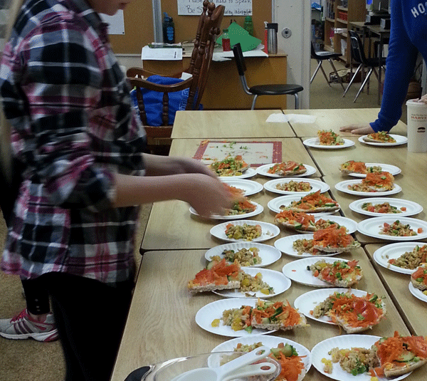 Become a Trained Facilitator! Image of a skillet cooking vegetables