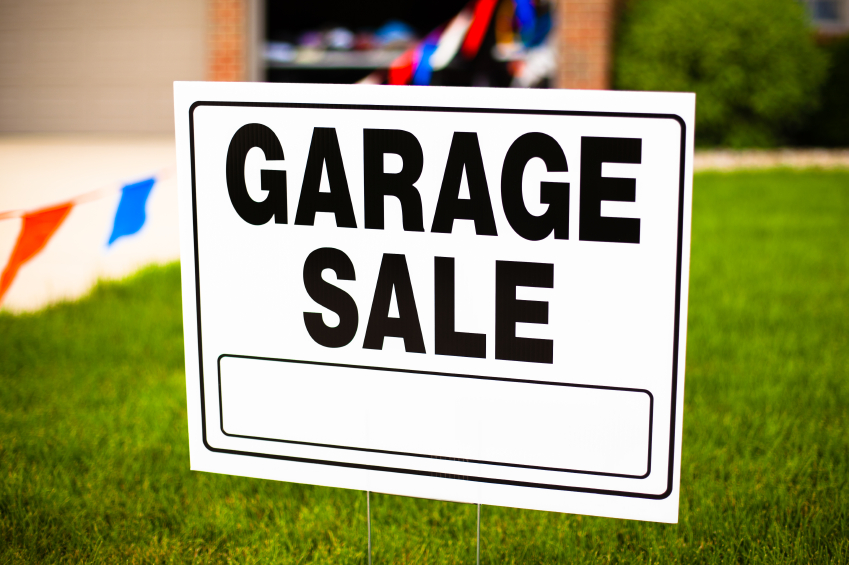 Garage sale sign